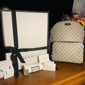 Gucci GG Supreme Backpack Authentic Made in Italy